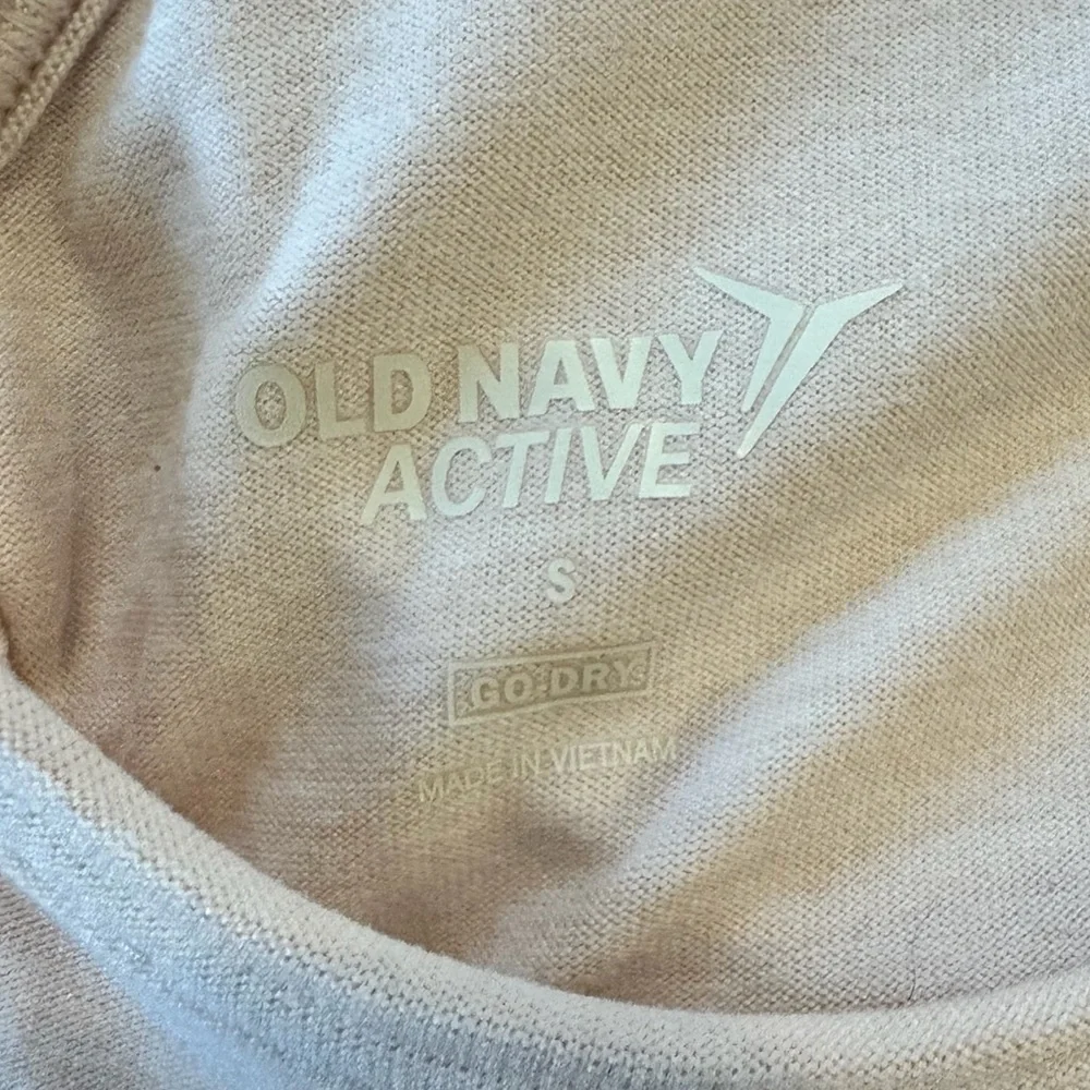 Old Navy Light Pink Sports Bra - Picture 3 of 3